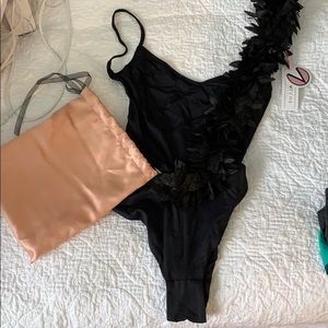 La reveche swim suit *never worn